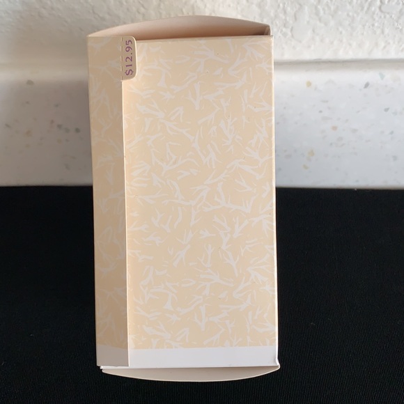 1997 Hallmark Springtime Barbie Ornament - Picture 10 of 15